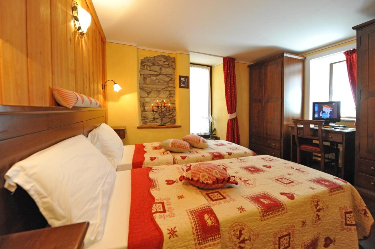 L'Ancien Paquier Chambre D'Hotes Valtournenche Dış mekan fotoğraf